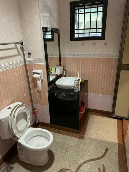 2-storey Terraced House for Rent in Permas Jaya (Johor) - Vincent Tea - Bathroom - PropertyGuru.com.my
