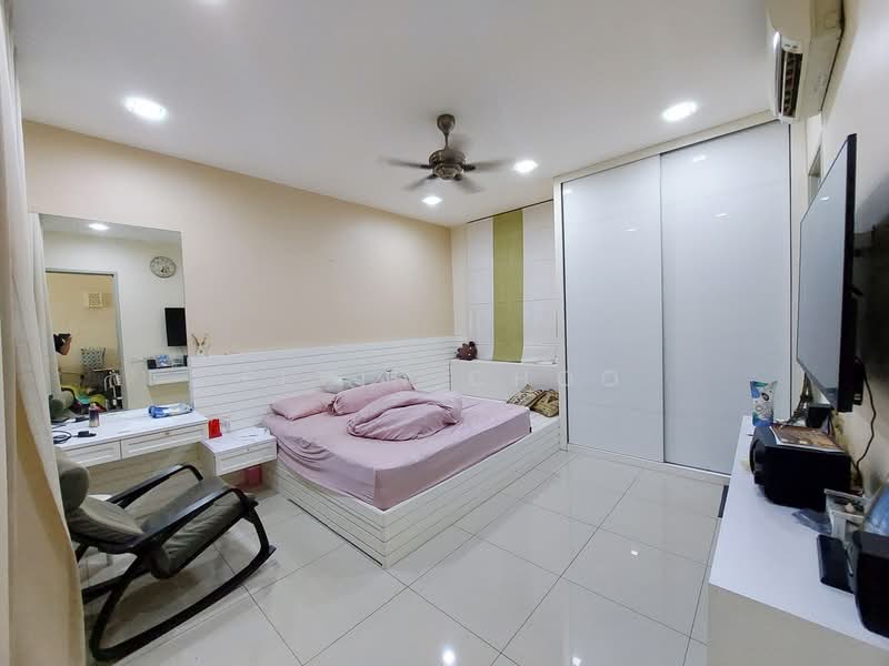 2.5-storey Terraced House for Sale in Taman Bukit Minyak Utama (Bukit Mertajam) - Elvin Choo - Bedroom - PropertyGuru.com.my