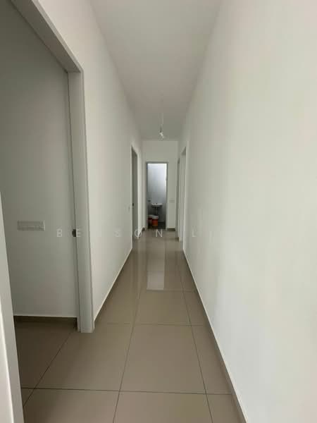 1-storey Terraced House for Sale in Shah Alam (Selangor) - Benson Lian - Corridor - PropertyGuru.com.my