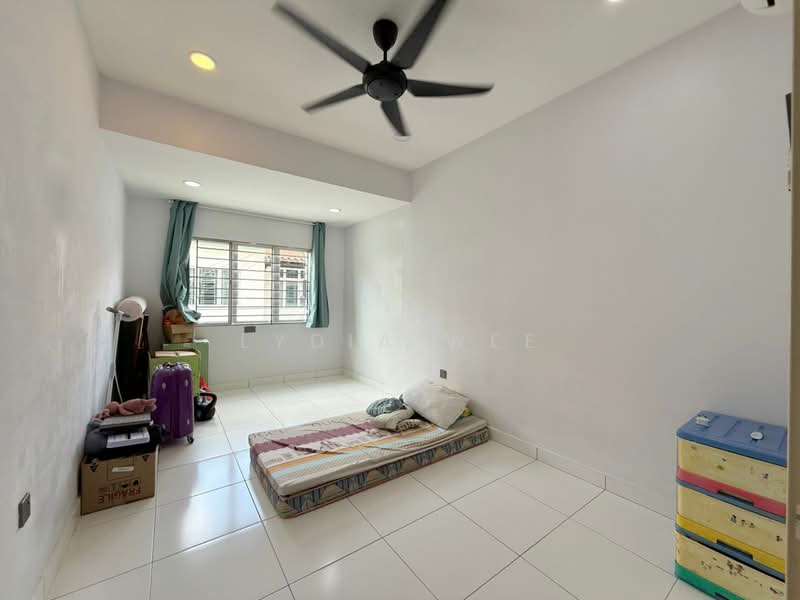 Rumah Teres 2 Tingkat untuk Dijual di Taman Mutiara Rini (Skudai) - Lydia Wee - Bedroom - PropertyGuru.com.my