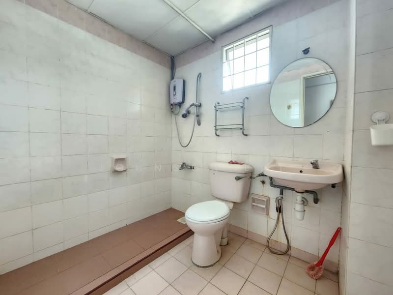 Townhouse for Sale in Bukit Jalil (Kuala Lumpur) - Johnson Lai - Bathroom - PropertyGuru.com.my