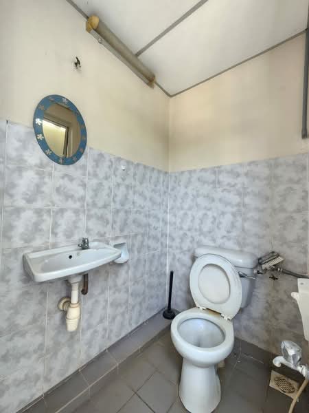 Townhouse for Sale in Bukit Jalil (Kuala Lumpur) - Johnson Lai - Bathroom - PropertyGuru.com.my