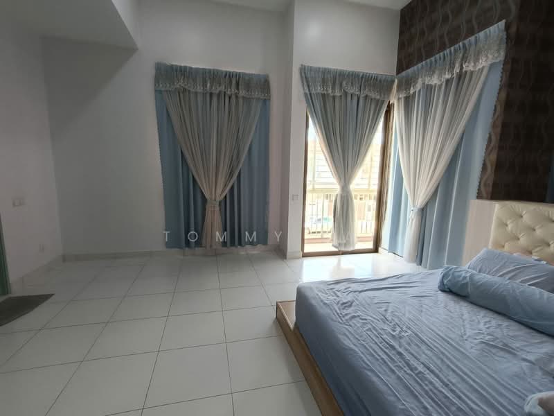Cluster House for Sale in Setia Tropika (Johor Bahru) - Tommy Tai - Bedroom - PropertyGuru.com.my