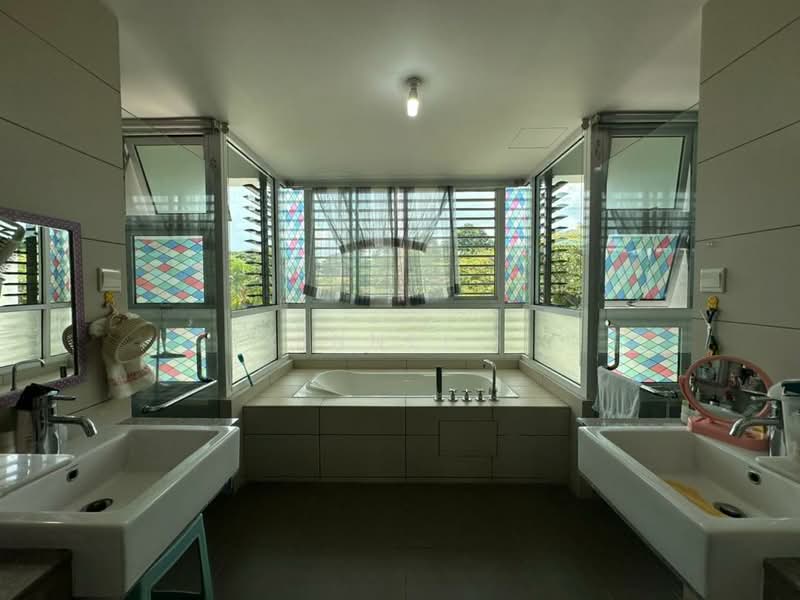 Condominium for Sale at Platino Condominium - Xinnee . - Bathroom - PropertyGuru.com.my