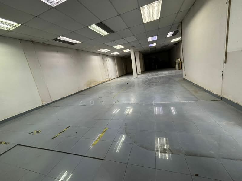 Shop for Rent in Taman Pelangi (Johor Bahru) - Zoey Lee - Interior - PropertyGuru.com.my