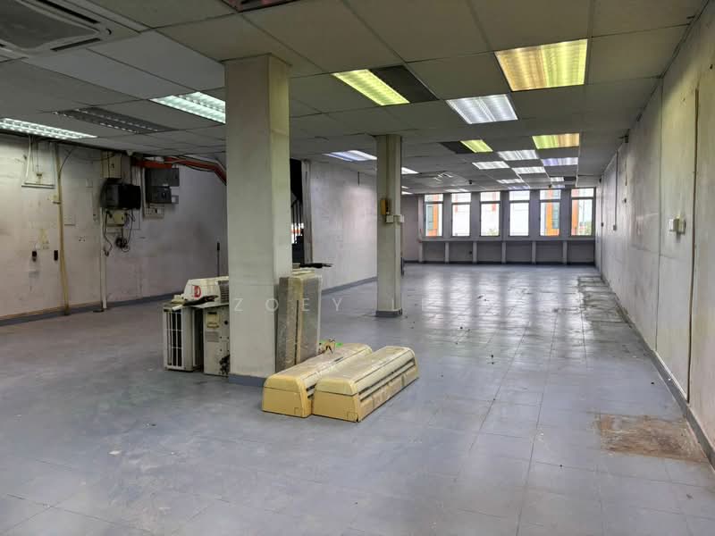 Shop for Rent in Taman Pelangi (Johor Bahru) - Zoey Lee - Interior - PropertyGuru.com.my