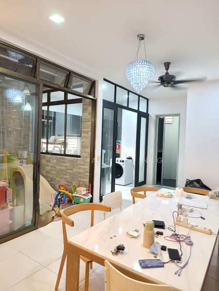 Cluster House for Sale in Setia Tropika (Johor Bahru) - Gerald Ng - Dining Room - PropertyGuru.com.my