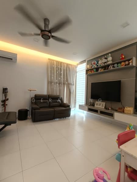 Cluster House for Sale in Setia Tropika (Johor Bahru) - Gerald Ng - Living Room - PropertyGuru.com.my