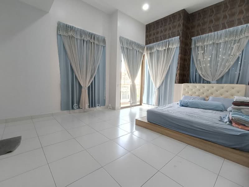 Cluster House for Sale in Setia Tropika (Johor Bahru) - Gerald Ng - Bedroom - PropertyGuru.com.my