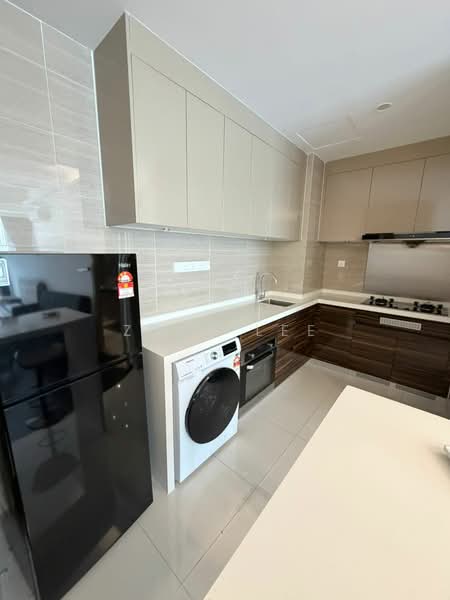 Condominium for Rent at R&F Princess Cove Phase 2-Seine Region - Zoey Lee - Kitchen - PropertyGuru.com.my