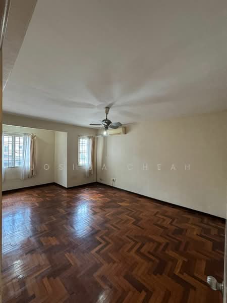 Rumah Teres untuk Dijual di Batu Caves (Selangor) - Joshua Cheah - Living Room - PropertyGuru.com.my