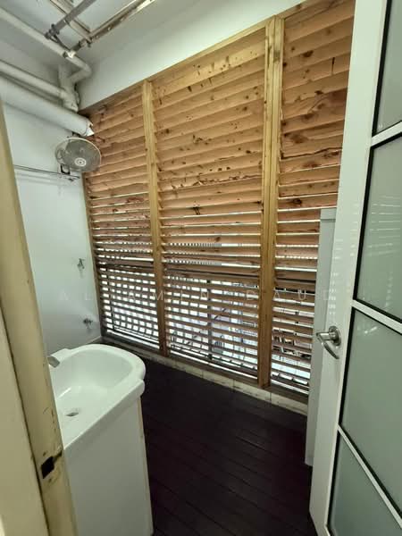 Kondominium untuk Dijual di One Damansara - Al Amin Daud - Balcony - PropertyGuru.com.my