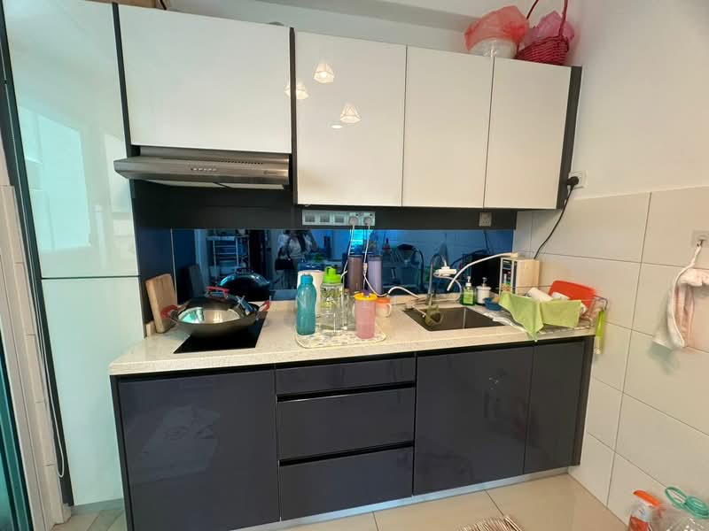 Condominium for Sale at Starhill Luxury Residence - Xinnee . - Kitchen - PropertyGuru.com.my