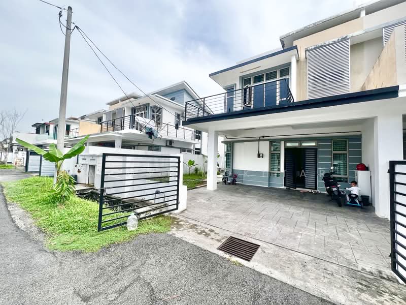 Cluster House for Sale in Saujana (Selangor) - Hazwan Mokhtar - Exterior - PropertyGuru.com.my