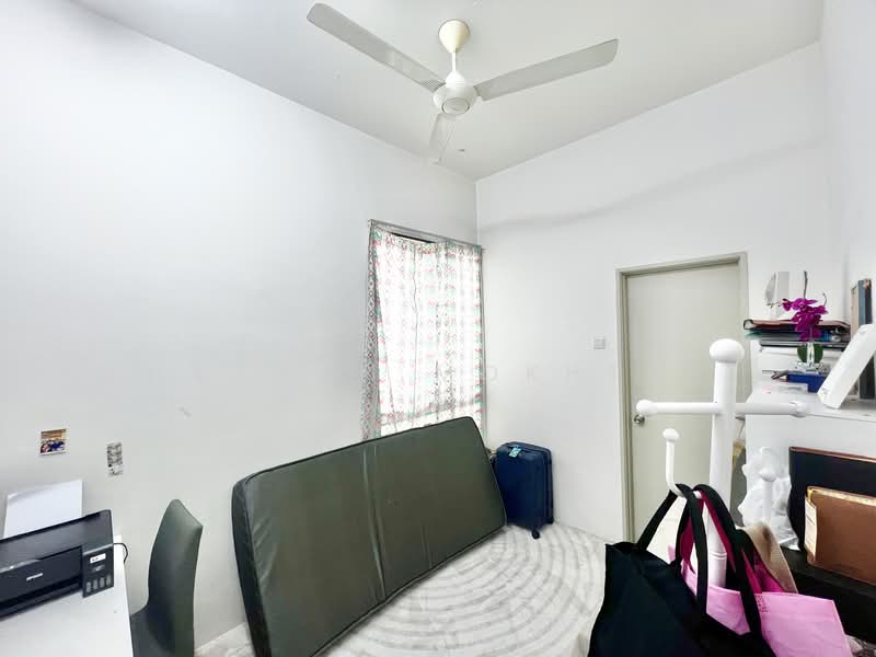 Cluster House for Sale in Saujana (Selangor) - Hazwan Mokhtar - Bedroom - PropertyGuru.com.my