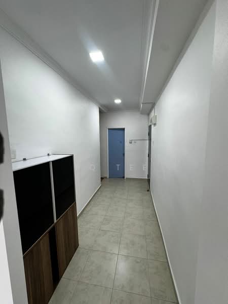 Flat for Rent at Skudai Baru - RQ Tee - Corridor - PropertyGuru.com.my