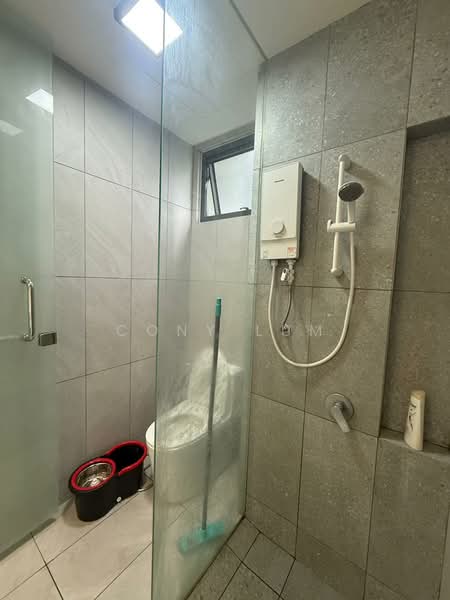 Servis Apartment untuk Disewa di Emerald 9 - Cony Lum - Bathroom - PropertyGuru.com.my