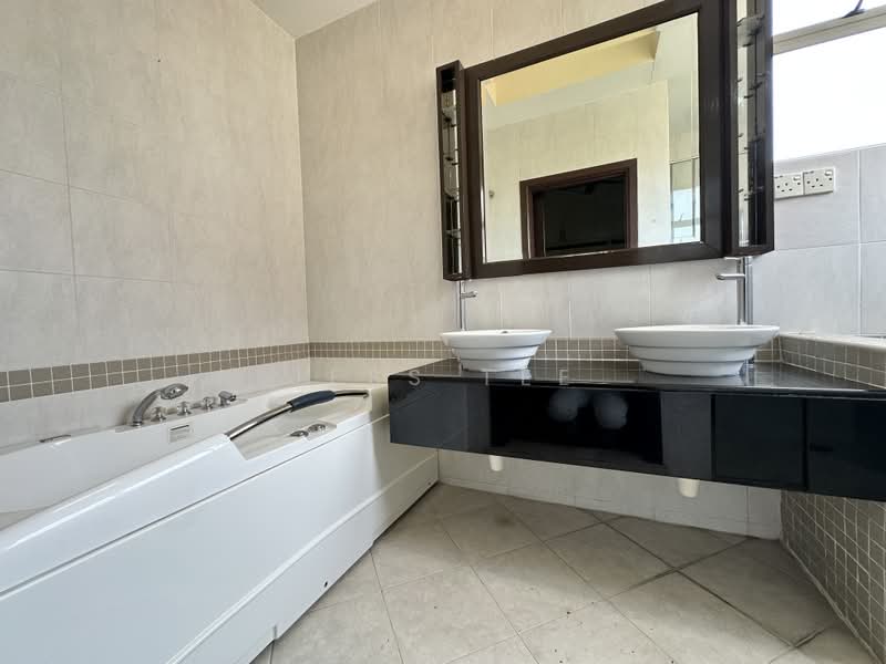 Bungalow House for Sale in Setia Eco Park (Setia Alam) - Jess Tee - Bathroom - PropertyGuru.com.my