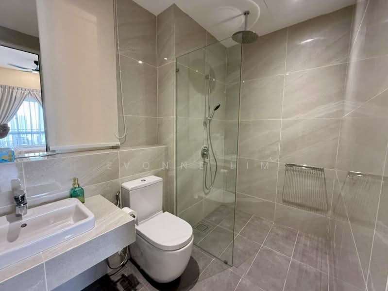 Kondominium untuk Dijual di Codrington Residence - Evonne Lim - Bathroom - PropertyGuru.com.my