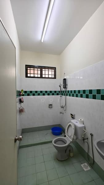 Terraced House for Rent in Johor Bahru (Johor) - Africk Ooi - Bathroom - PropertyGuru.com.my