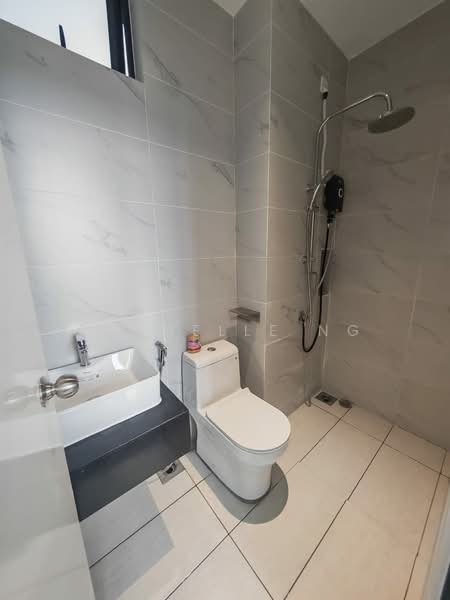 Servis Apartment untuk Dijual di Space Residency - Michelle Ng - Bathroom - PropertyGuru.com.my