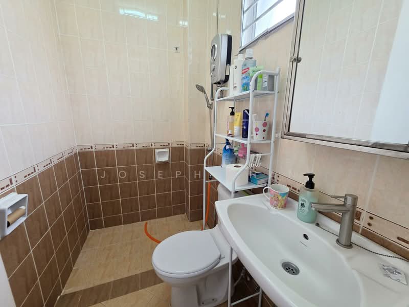 Semi-Detached House for Sale in Setia Damai (Setia Alam) - Joseph Chan - Bathroom - PropertyGuru.com.my