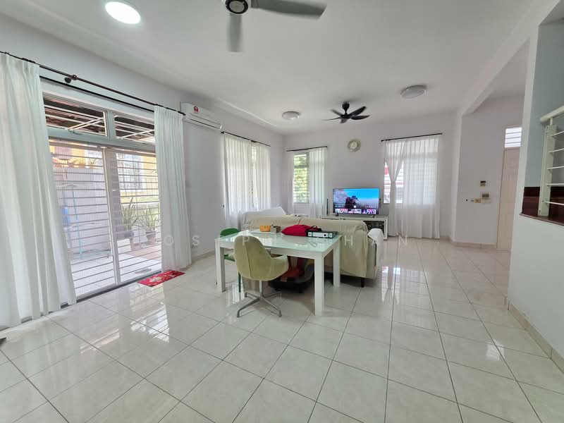 Semi-Detached House for Sale in Setia Damai (Setia Alam) - Joseph Chan - Living Room - PropertyGuru.com.my