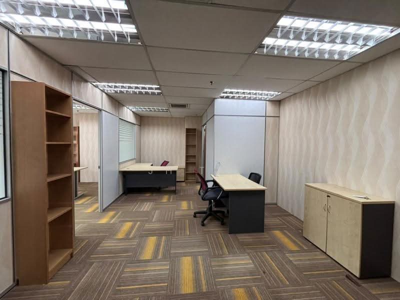 Office for Rent in Mont Kiara (Kuala Lumpur) - JH Tee - Interior - PropertyGuru.com.my