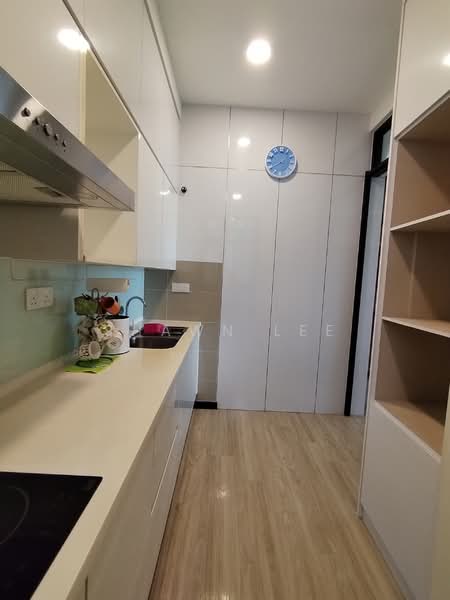 Service Residence for Sale at 8Scape Residence @ Sutera - Shawn Lee - Kitchen - PropertyGuru.com.my