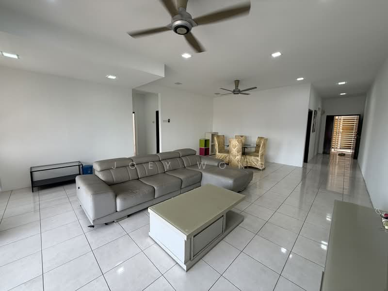 Pangsapuri untuk Disewa di Suria Damansara - Joey Wong - Living Room - PropertyGuru.com.my