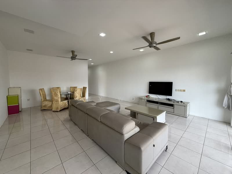 Pangsapuri untuk Disewa di Suria Damansara - Joey Wong - Living Room - PropertyGuru.com.my