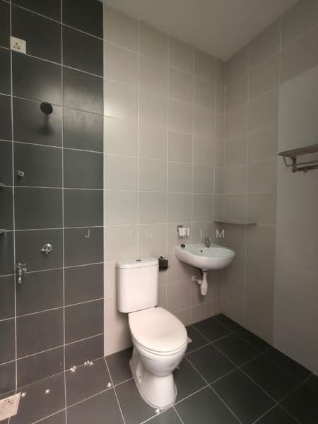 Rumah Kluster untuk Dijual di Taman Sutera Utama (Skudai) - John Lim - Bathroom - PropertyGuru.com.my