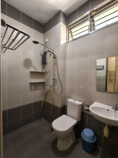 Rumah Kluster untuk Dijual di Taman Sutera Utama (Skudai) - John Lim - Bathroom - PropertyGuru.com.my