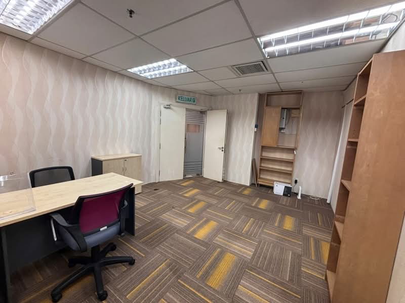Office for Rent in Mont Kiara (Kuala Lumpur) - JH Tee - Interior - PropertyGuru.com.my