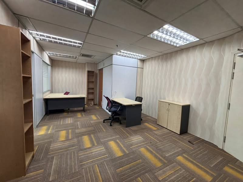 Office for Rent in Mont Kiara (Kuala Lumpur) - JH Tee - Interior - PropertyGuru.com.my