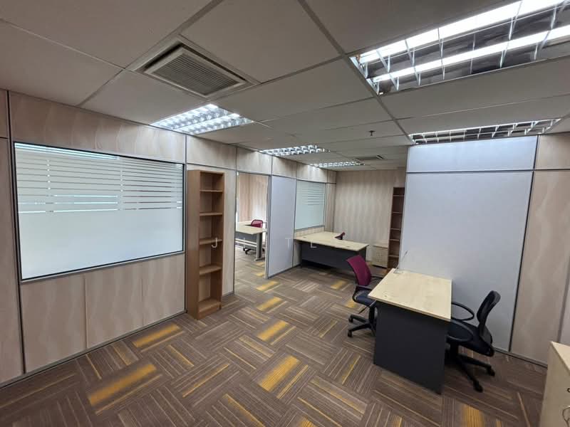 Office for Rent in Mont Kiara (Kuala Lumpur) - JH Tee - Interior - PropertyGuru.com.my