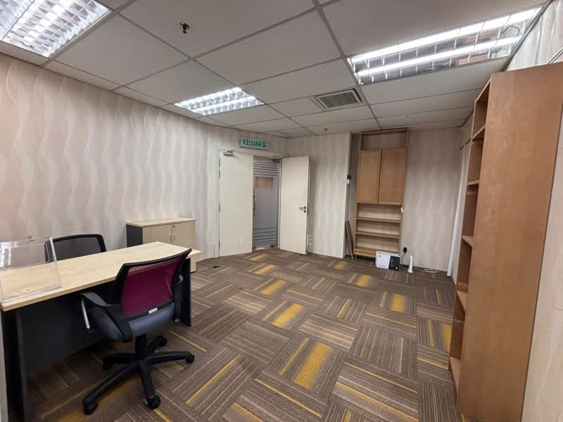 Office for Rent in Mont Kiara (Kuala Lumpur) - JH Tee - Interior - PropertyGuru.com.my