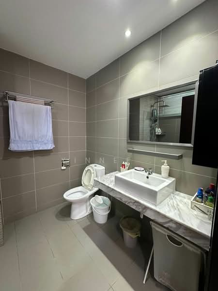 Rumah Teres 3 Tingkat untuk Dijual di Gelugor (Penang) - Xinnee . - Bathroom - PropertyGuru.com.my