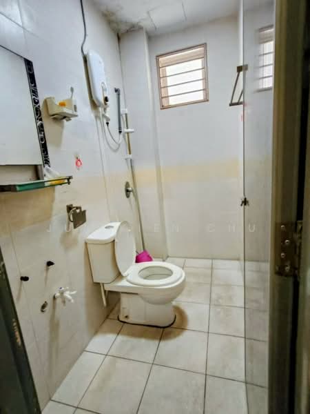 Rumah Teres 3 Tingkat untuk Disewa di Cheras (Selangor) - Jun Kien Chu - Bathroom - PropertyGuru.com.my