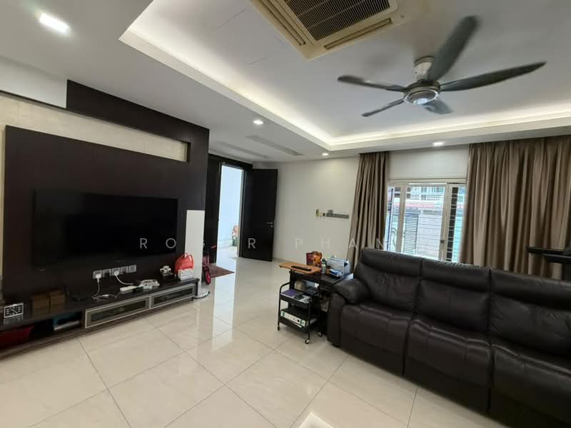 Semi-Detached House for Sale in Taman Bukit Prima (Cheras) - Roger Phang - Living Room - PropertyGuru.com.my