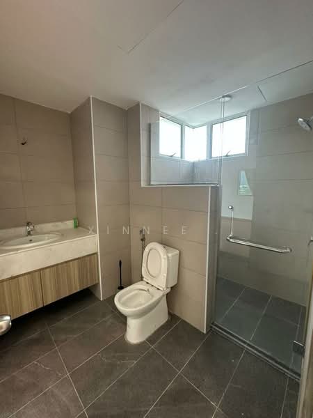Condominium for Sale at Tanjung Beach Condominium - Xinnee . - Bathroom - PropertyGuru.com.my