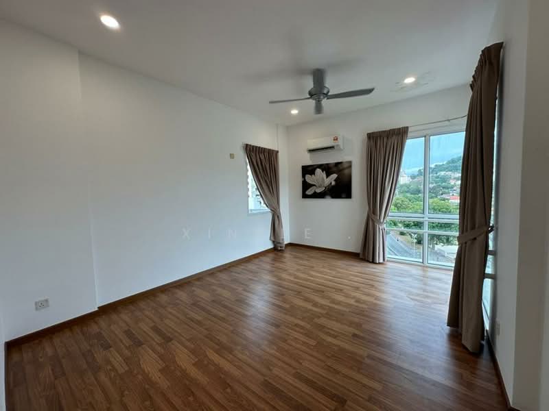 Condominium for Sale at Tanjung Beach Condominium - Xinnee . - Living Room - PropertyGuru.com.my