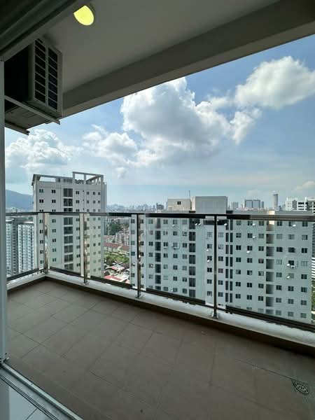 Kondominium untuk Dijual di Straits Garden Condominium - Xinnee . - Balcony - PropertyGuru.com.my