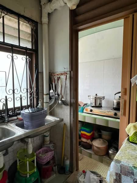 Flat for Sale at PKNS Ampang Jaya - Joey Wong - Kitchen - PropertyGuru.com.my