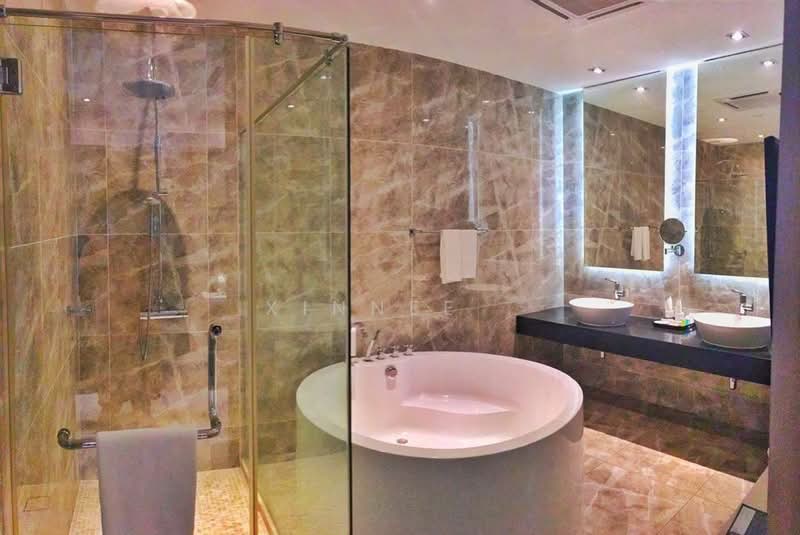 Servis Apartment untuk Dijual di Maritime Suite - Xinnee . - Bathroom - PropertyGuru.com.my