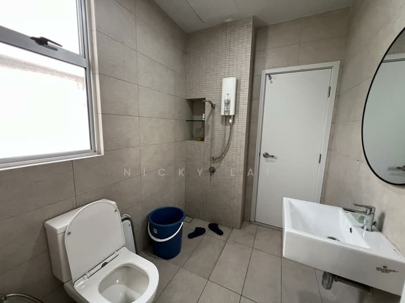 Terraced House for Sale in Tamansari (Rawang) - Nicky Lai - Bathroom - PropertyGuru.com.my
