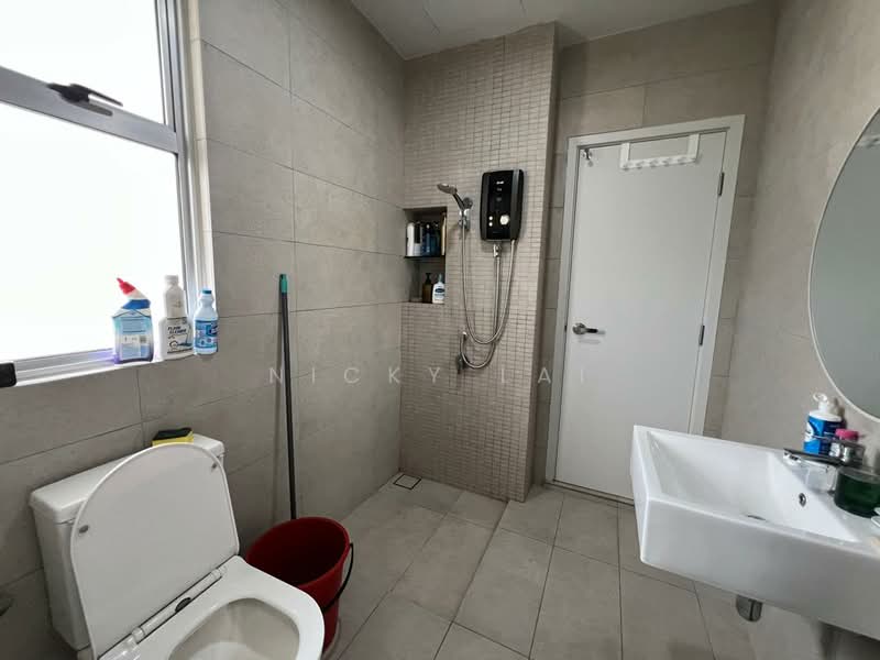 Terraced House for Sale in Tamansari (Rawang) - Nicky Lai - Bathroom - PropertyGuru.com.my