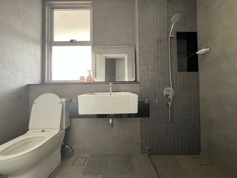 Terraced House for Sale in Tamansari (Rawang) - Nicky Lai - Bathroom - PropertyGuru.com.my