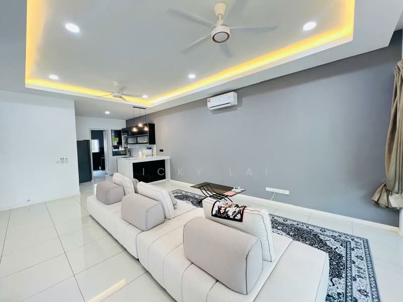 Rumah Teres untuk Dijual di Tamansari (Rawang) - Nicky Lai - Living Room - PropertyGuru.com.my