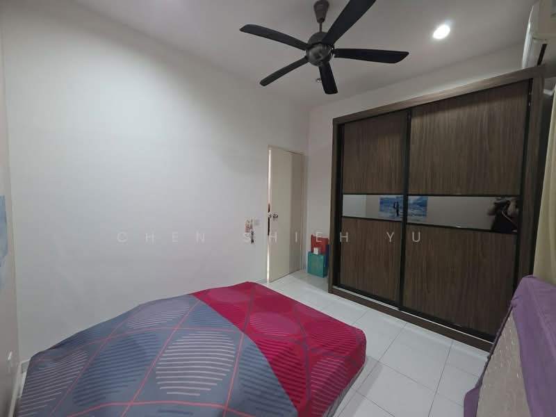 Rumah Teres 2 Tingkat untuk Dijual di Setia Tropika (Johor Bahru) - Chen Shieh Yu - Bedroom - PropertyGuru.com.my